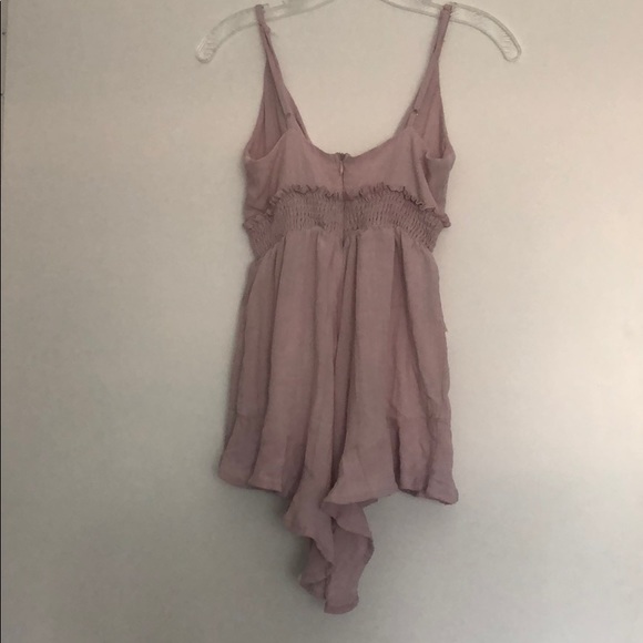 Light pink fashion nova romper - Picture 4 of 4